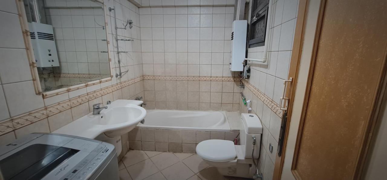 Comfy 3 Bedrooms Apartment In Cairo 87 ภายนอก รูปภาพ